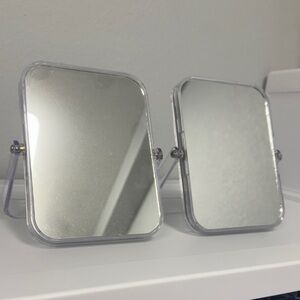 Elegant Tabletop Mirrors